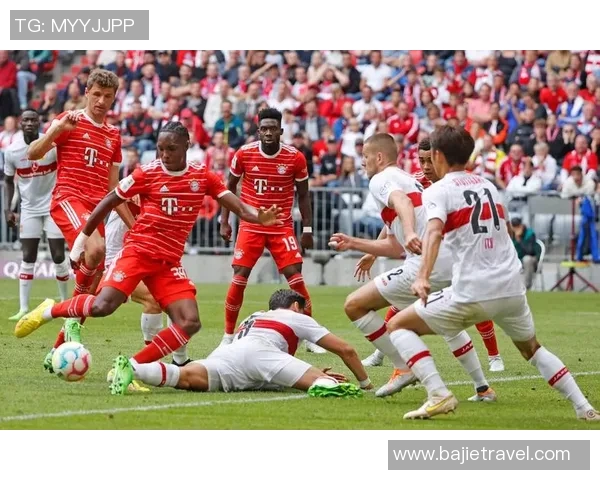 巴萨与拜仁巅峰对决再度上演球迷期待精彩较量与历史重演