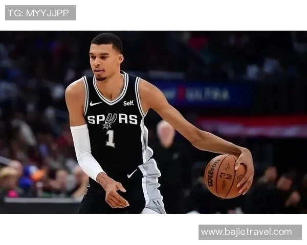 文班亚马新赛季表现惊艳场均20分10篮板3盖帽引领新秀竞争