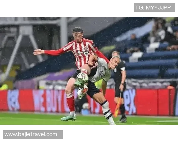 谢菲联与桑德兰激战正酣赛果揭晓引发球迷热议 谢菲联与桑德兰激战正酣赛果揭晓引发球迷热议